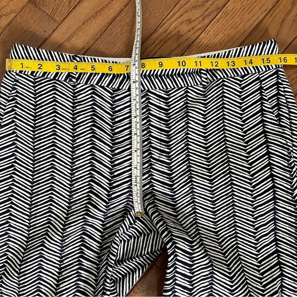 Banana Republic Factory Cotton Blend Avery Fit Ankle Slim B & W Pants Women’s 4 - Picture 7 of 8